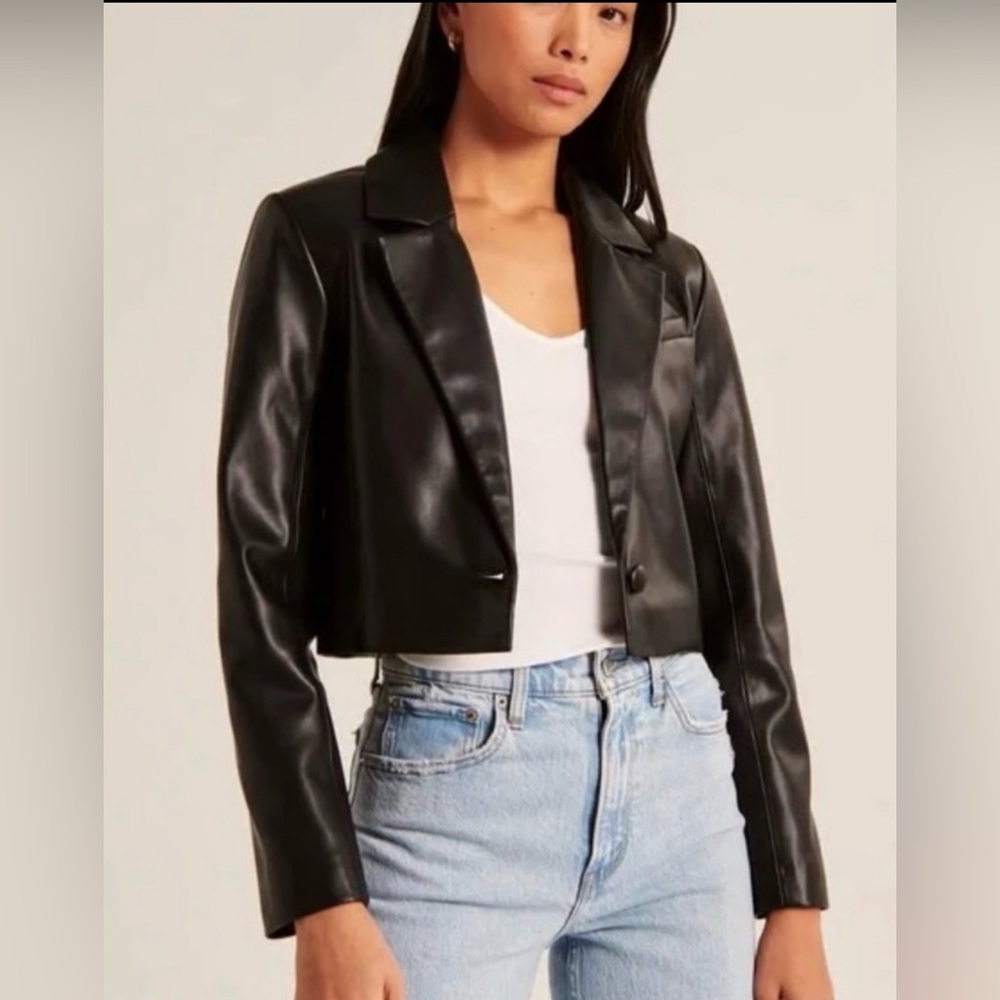Abercrombie Cropped Black Faux Leather Blazer Jacket - Women's